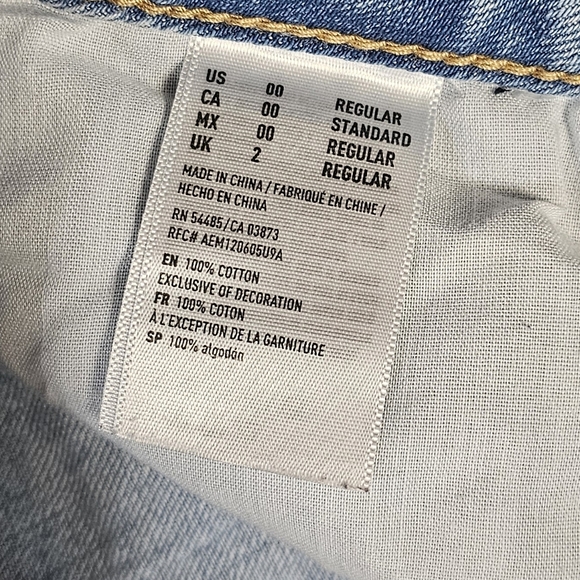 AMERICAN EAGLE | TOMGIRL DESTROYED 100% COTTON LOOSE FIT SKINNY JEANS - Picture 11 of 12